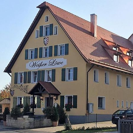 Hotel Gasthof Weisser Loewe Inh Bjoern Simon Reese Burgthann Exteriör bild